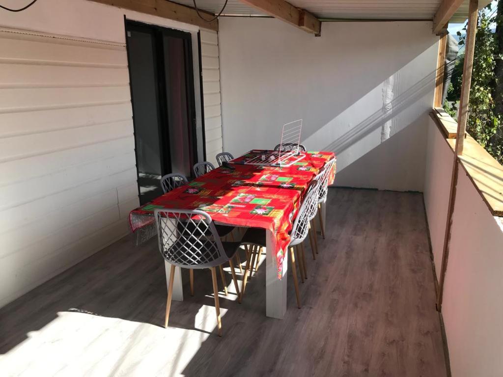 Apartmán Le Flamboyant Avec Piscine Chauffee 30° Et Jacuzzi Saint-André Exteriér fotografie