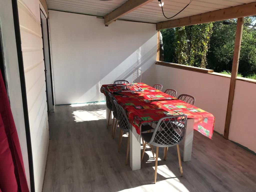 Apartmán Le Flamboyant Avec Piscine Chauffee 30° Et Jacuzzi Saint-André Exteriér fotografie