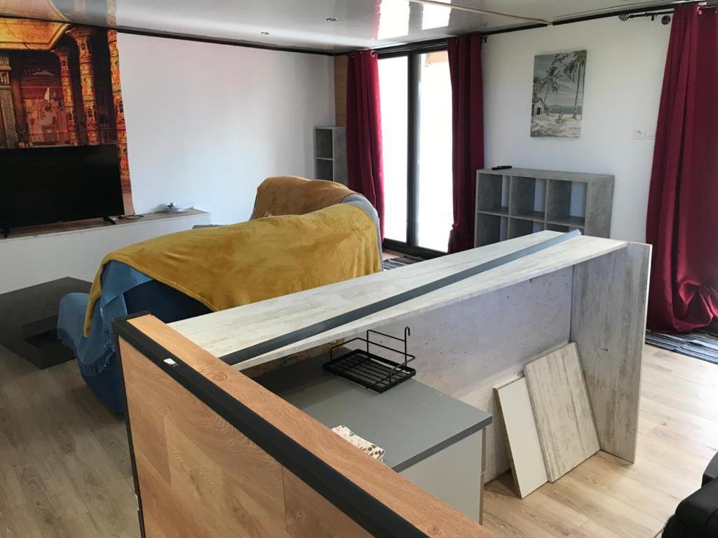 Apartmán Le Flamboyant Avec Piscine Chauffee 30° Et Jacuzzi Saint-André Exteriér fotografie